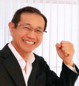 石井 靖彦
